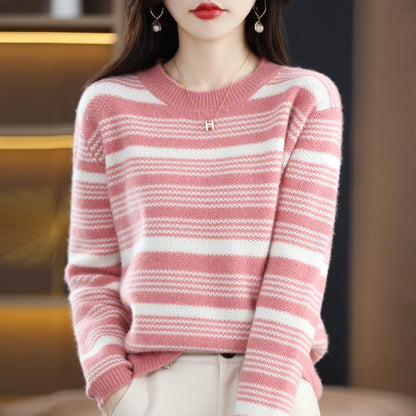 Haut en maille rayé polyvalent à col rond et coupe ample, idéal pour l'automne-hiver et parfait comme sous-vêtement.