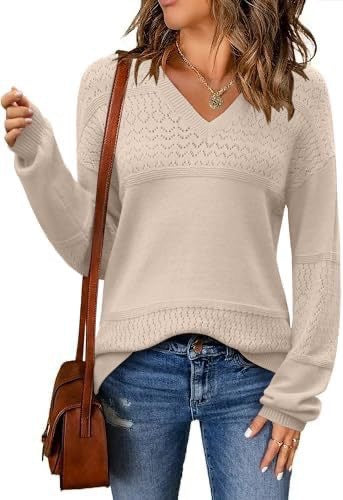 Pull en maille côtelée col V ajouré