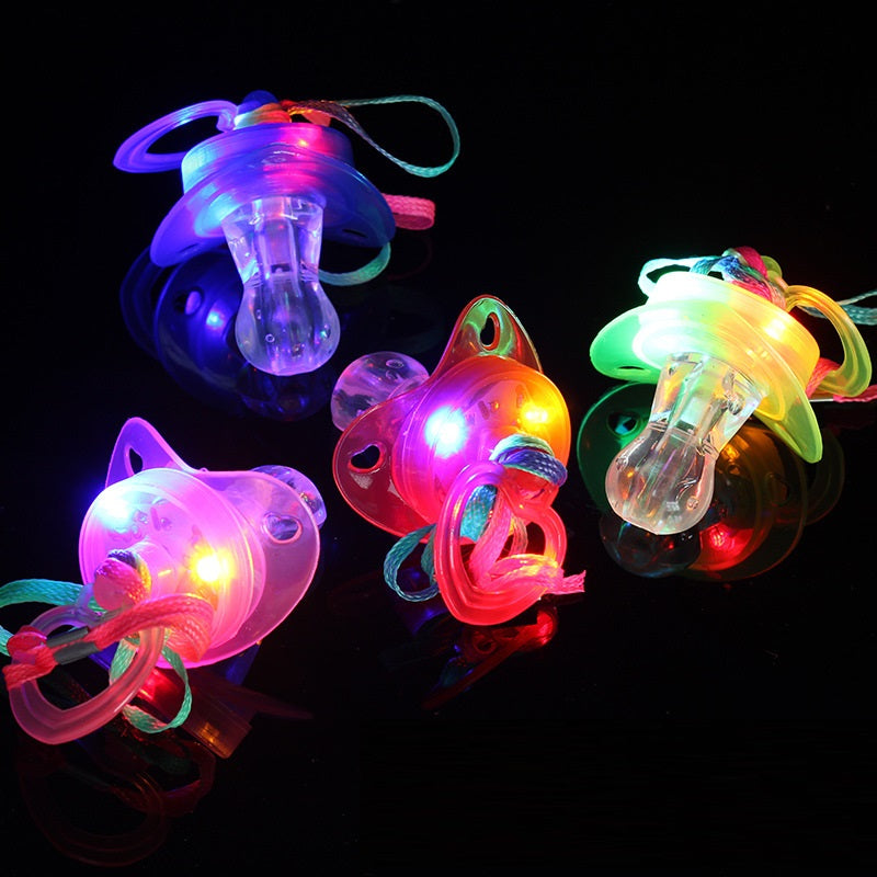 Sucette et sifflet à LED