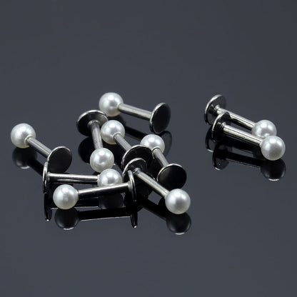 Clou de labret en acier inoxydable sur bille de 3 mm pour cartilage d'oreille