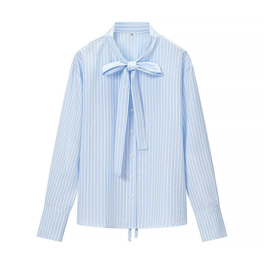 Camisa de manga larga a rayas con corbatín