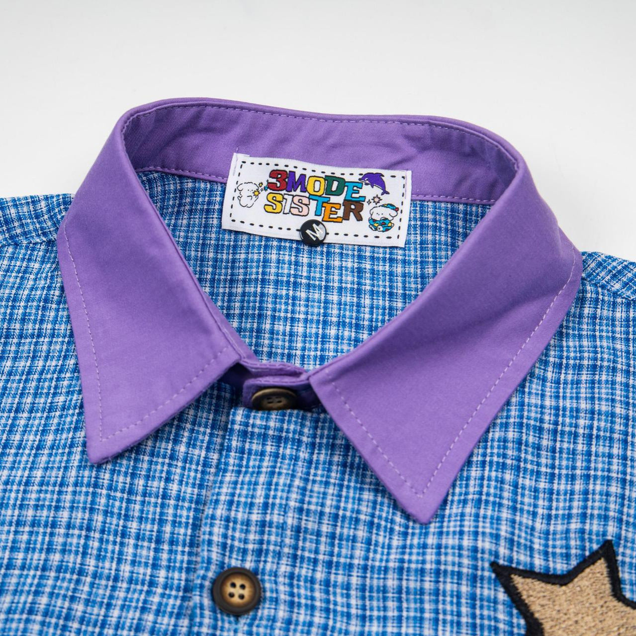 Chemise brodée avec blocs de couleur thème « Fête des chats »
