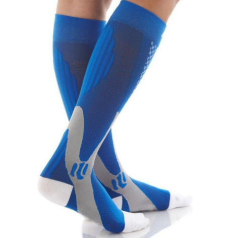Calcetines de compresión para hombre y mujer. El mejor ajuste atlético gradual para correr, viajar en avión, aumentar la resistencia, la circulación y la recuperación.