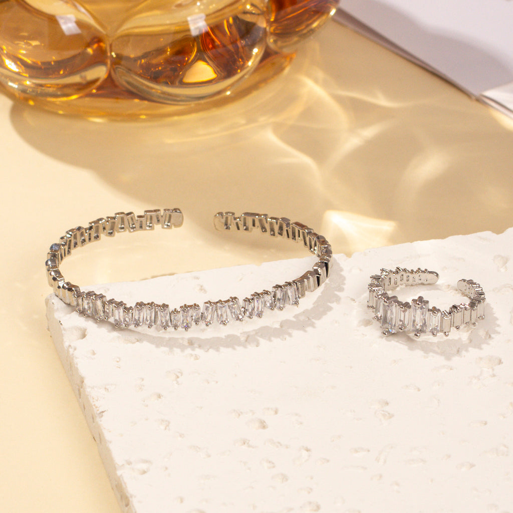 2pcs Bracelet décoratif en oxyde de zirconium pour femme, incrusté de manière irrégulière avec des anneaux ouverts, adapté à l'habillement quotidien