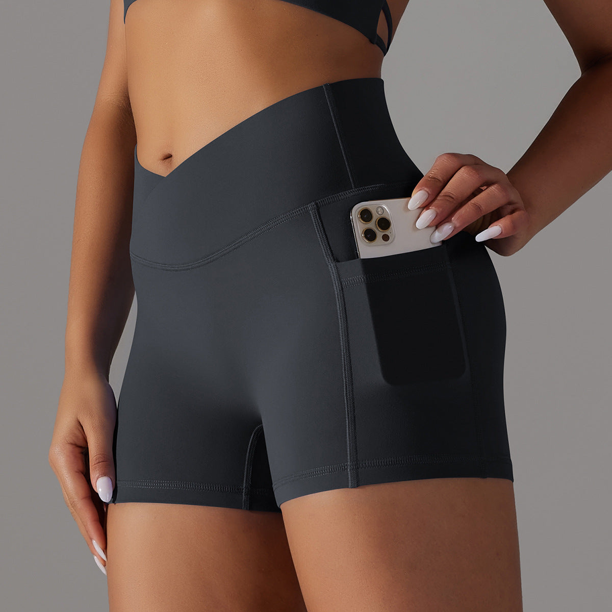 Shorts de yoga avec poche pour téléphone, pantalon de sport de fitness pour femmes