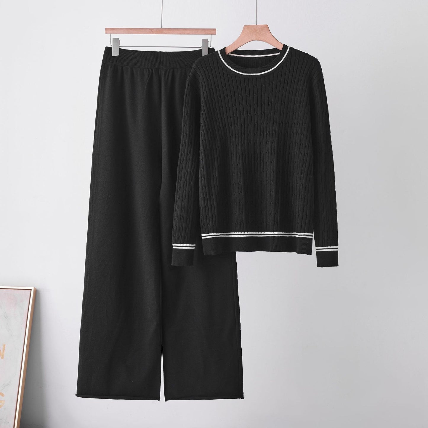 Elevate your everyday style with this sophisticated two-piece knit set