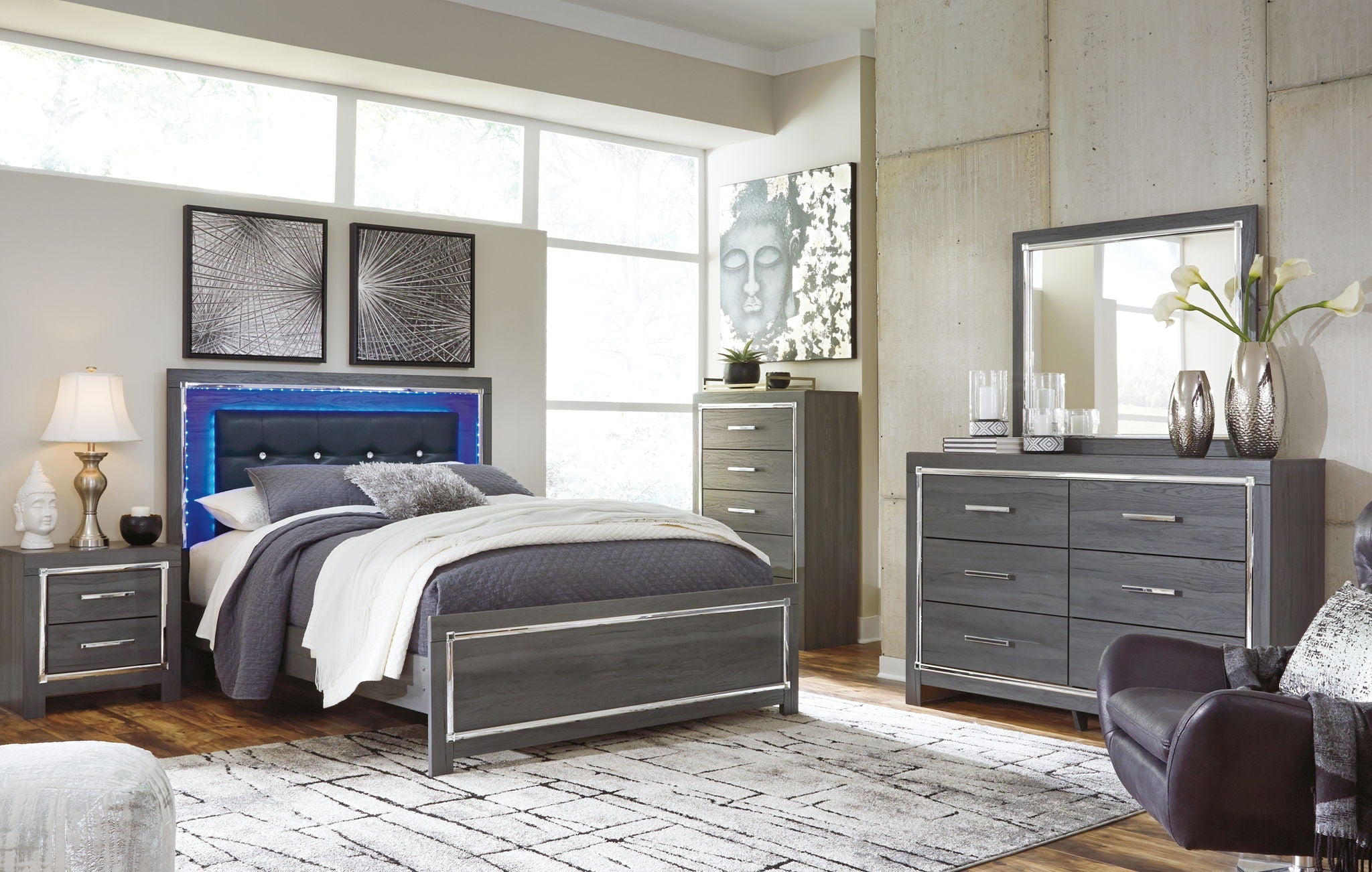 Gray Lodanna Modern 6 Pc Panel Bedroom Set-0