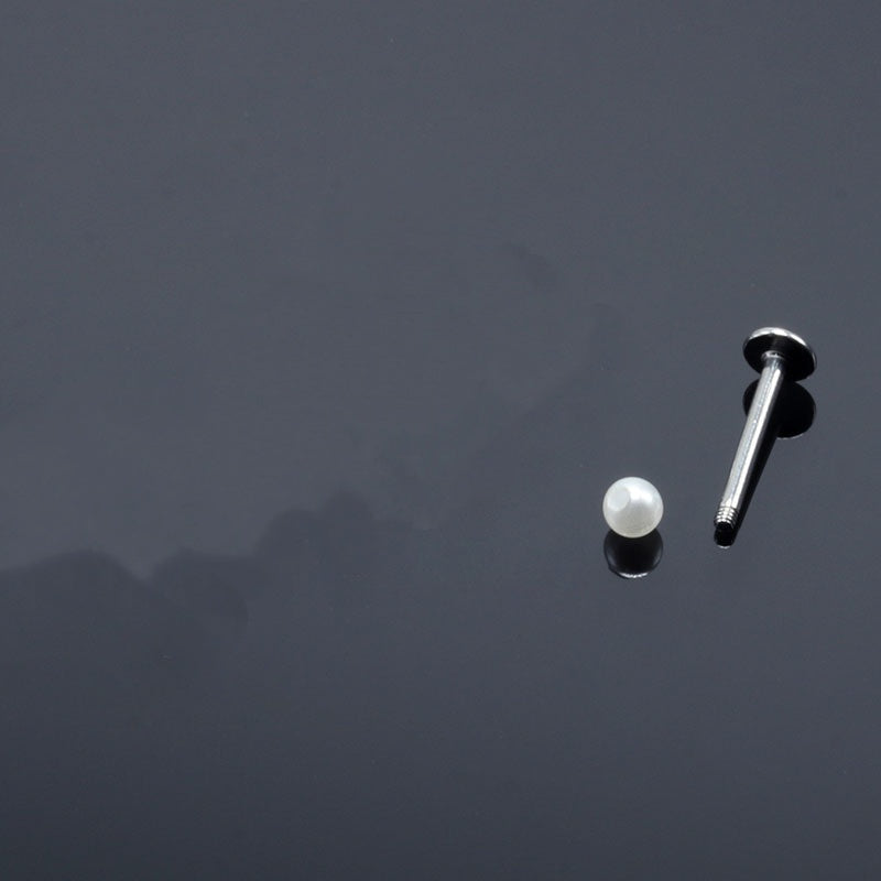 Clou de labret en acier inoxydable sur bille de 3 mm pour cartilage d'oreille