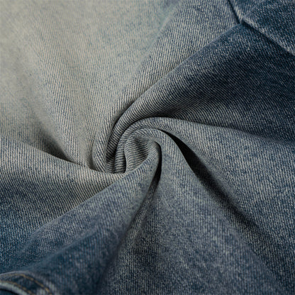 Vaqueros de mezclilla lavada y pulida con bloques de color