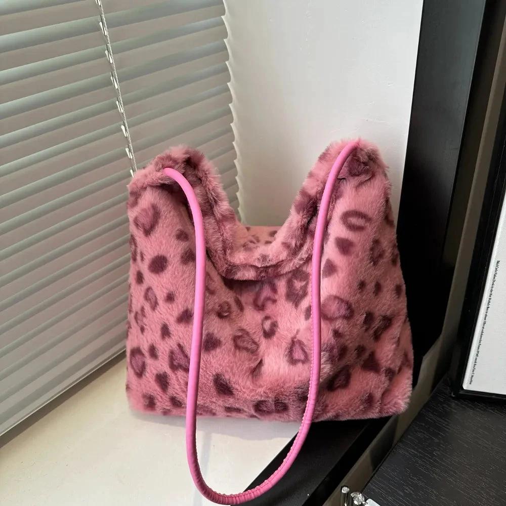 Leopard Furry Shoulder Bag by eprolo