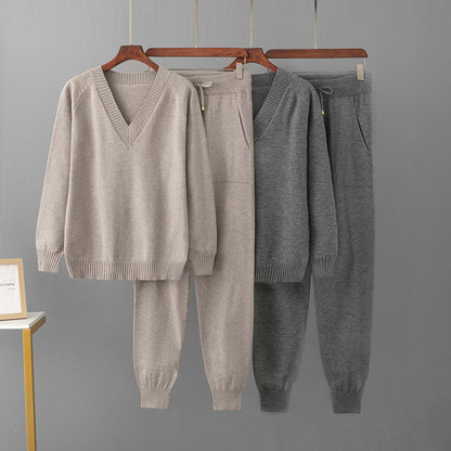 Conjunto de jersey de pico y pantalón