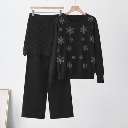 Elevate your everyday style with this sophisticated two-piece knit set.