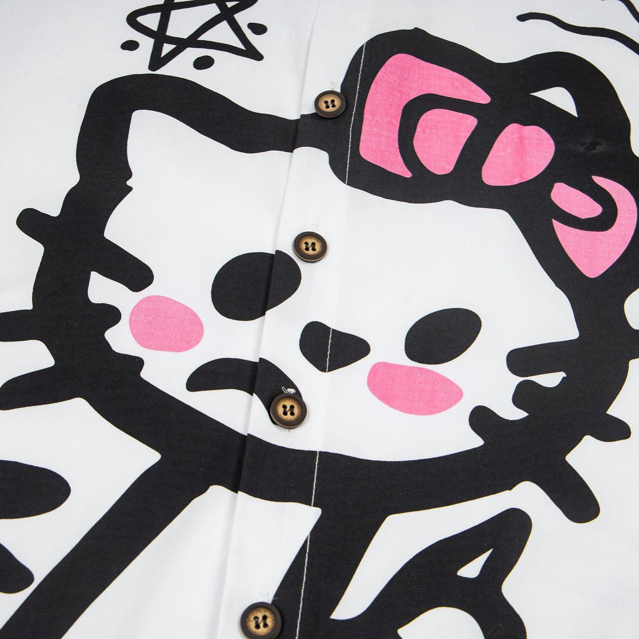 Camiseta con estampado de grafiti de gatito divertido y enfadado