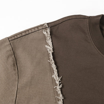 T-shirt à manches courtes à franges et à blocs de couleur irréguliers