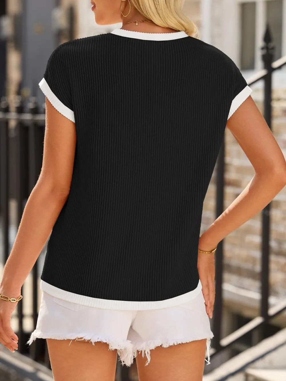 Women's short sleeved T-shirt basic ribbed knit T-shirt