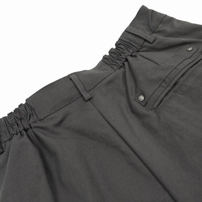 Solid color pleated casual pants by eprolo