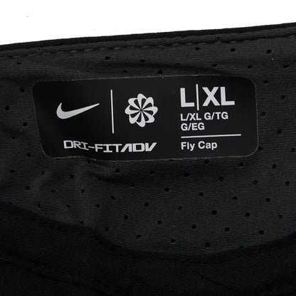 Nike Fly Cap black cap with breathable perforated panels, size L/XL.