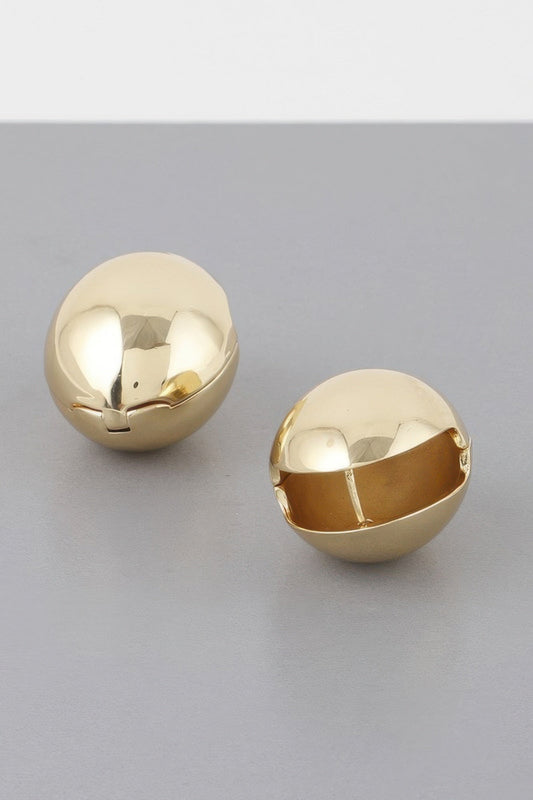 TRIBECA Empty Shell Clasp Earrings: NYFW BYMANYC ® New York-1