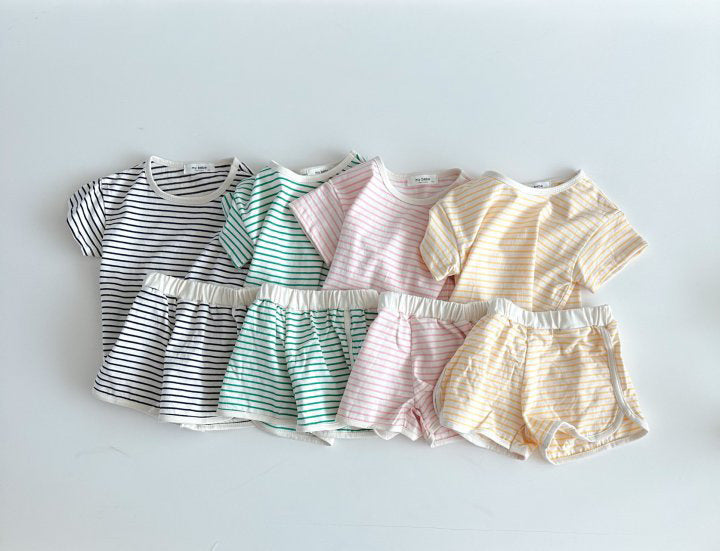 Vêtements pour enfants d'intérieur rayés respirants, à manches courtes et shorts