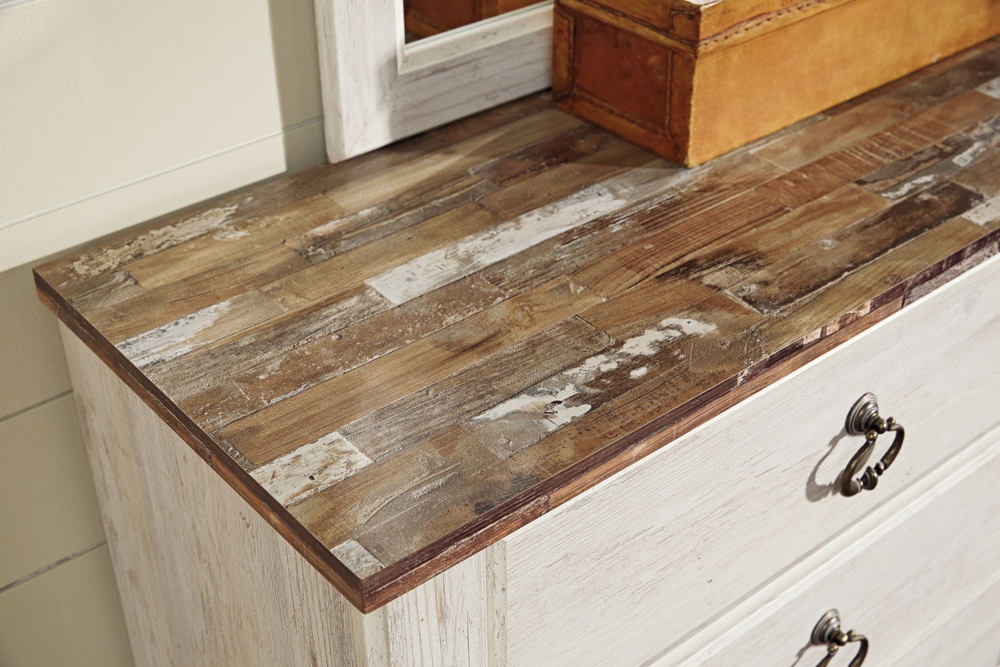 Willowton - Dresser-3