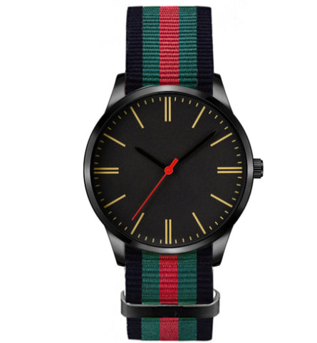 Montre de sport tendance décontractée pour hommes