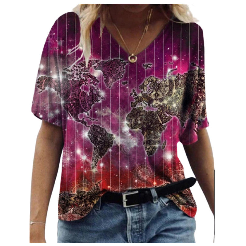 Camiseta de manga corta con cuello de pico y estampado de mapa