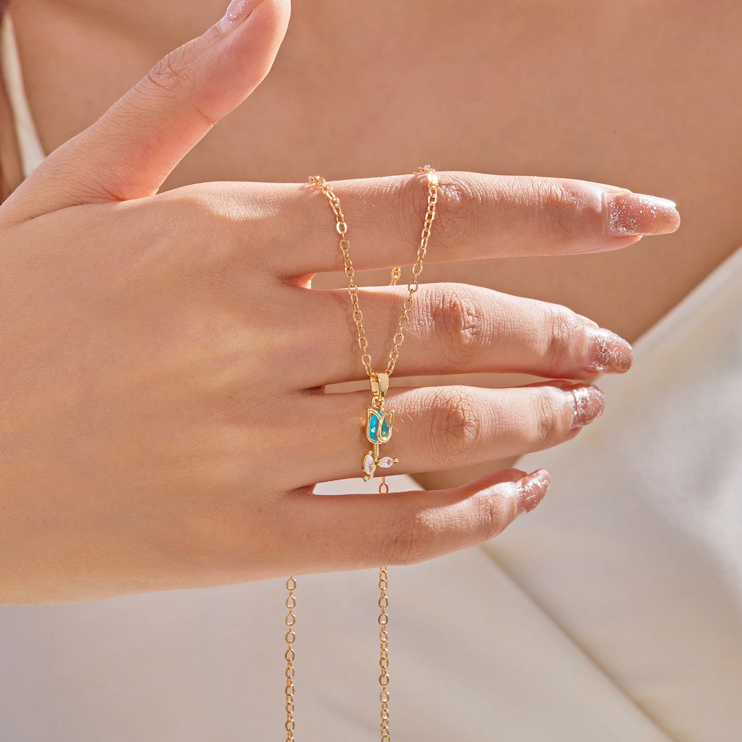 Collier Tulipe Élégant et Tendance pour Femme