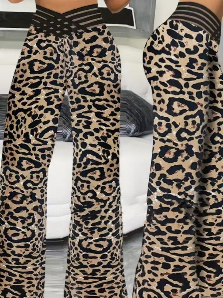 Pantalon micro-évasé à ceinture ajourée