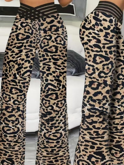Pantalon micro-évasé à ceinture ajourée
