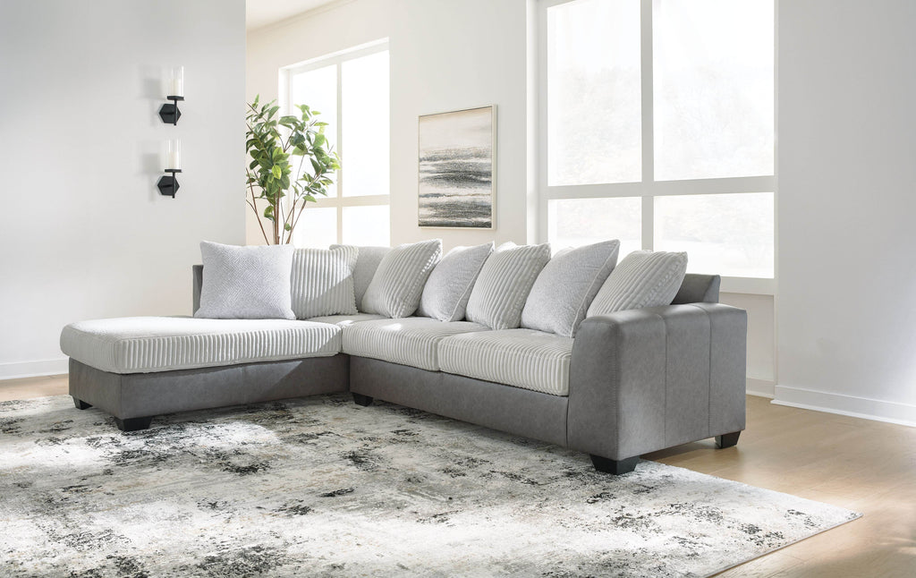 Clairette Court - Sectional-4