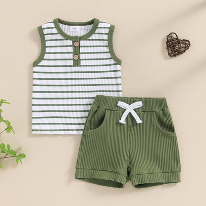 Ensemble short et haut de sport à col rond pour garçons