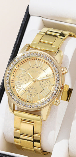 Reloj de cuarzo de tres ojos para mujer con incrustaciones de diamantes