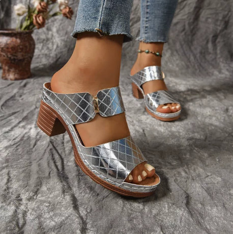 Sandales à talons épais Été Bout rond Carreaux Claquettes Chaussons Mode Talons hauts Chaussures pour femmes