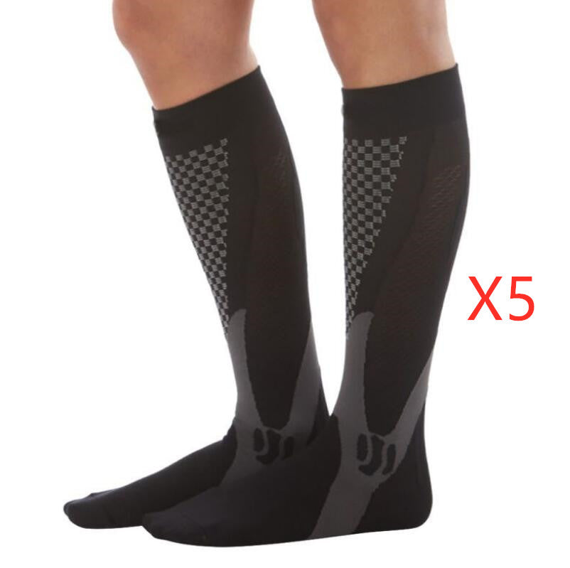 Calcetines de compresión para hombre y mujer. El mejor ajuste atlético gradual para correr, viajar en avión, aumentar la resistencia, la circulación y la recuperación.