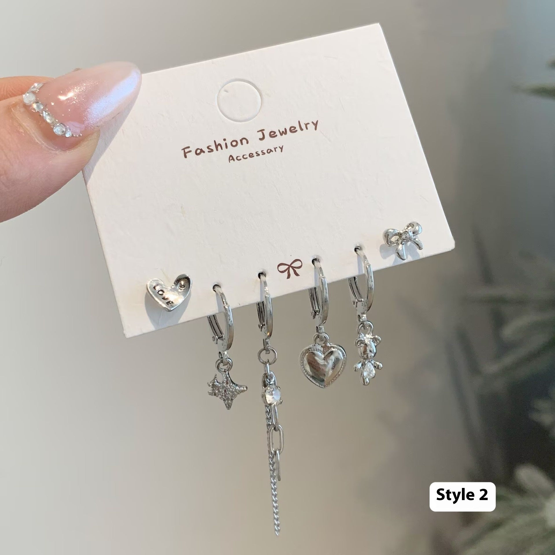 Pince d'oreille papillon de personnalité minimaliste, costume pour femme