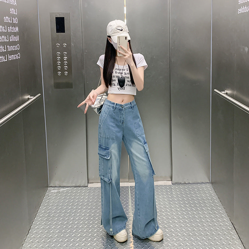 Pantalones rectos que realzan la figura y llegan hasta el suelo con bolsillos grandes, versátiles y fáciles de combinar.