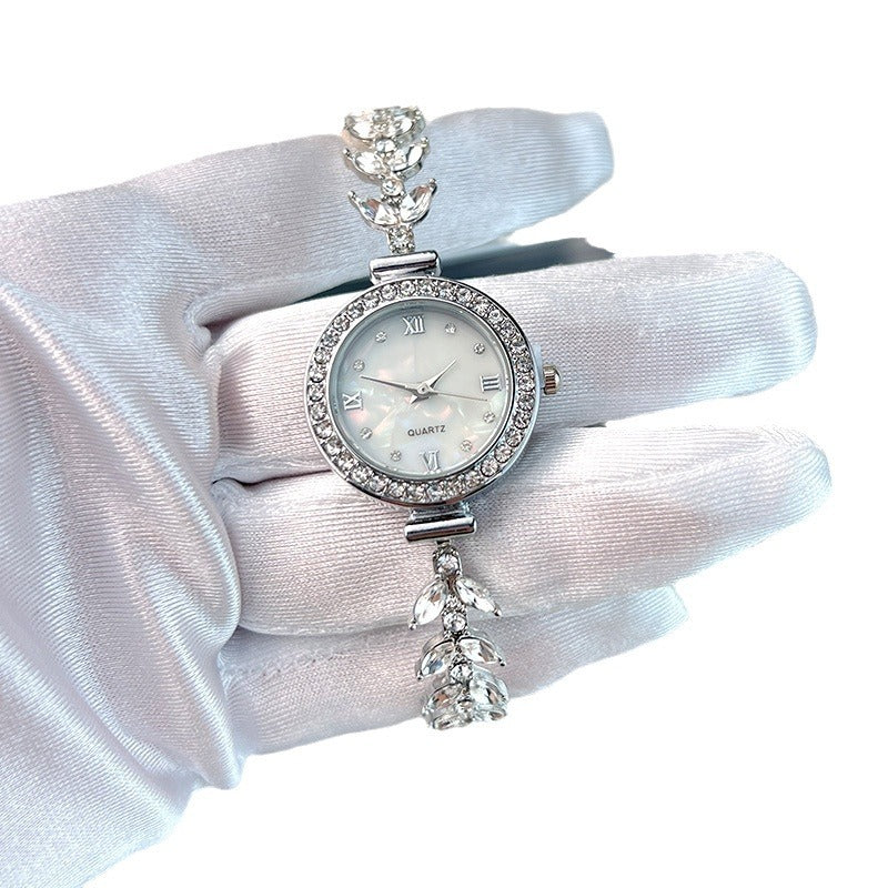 Montre à Quartz Abordable de Luxe Incrustée de Diamants avec Bracelet Ajustable Gratuit
