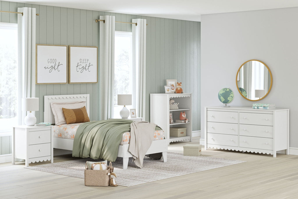 Hallityn - Platform Bedroom Set-0