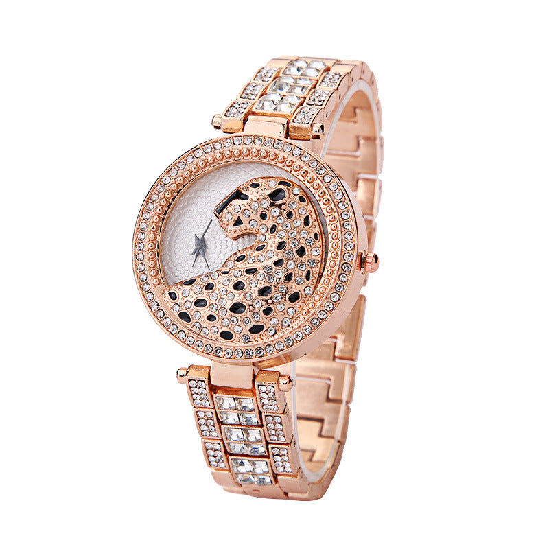 Montre tridimensionnelle léopard ornée de diamants pour femme