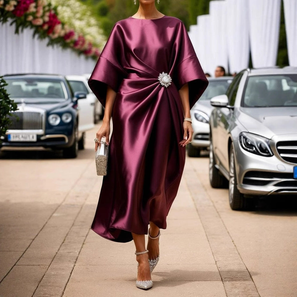 Elegante Vestido Largo de Satén para Mujer con Diseño de Viaje, Decoración de Flores de Perlas, Cintura Alta y Falda Irregular