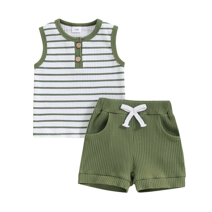 Ensemble short et haut de sport à col rond pour garçons