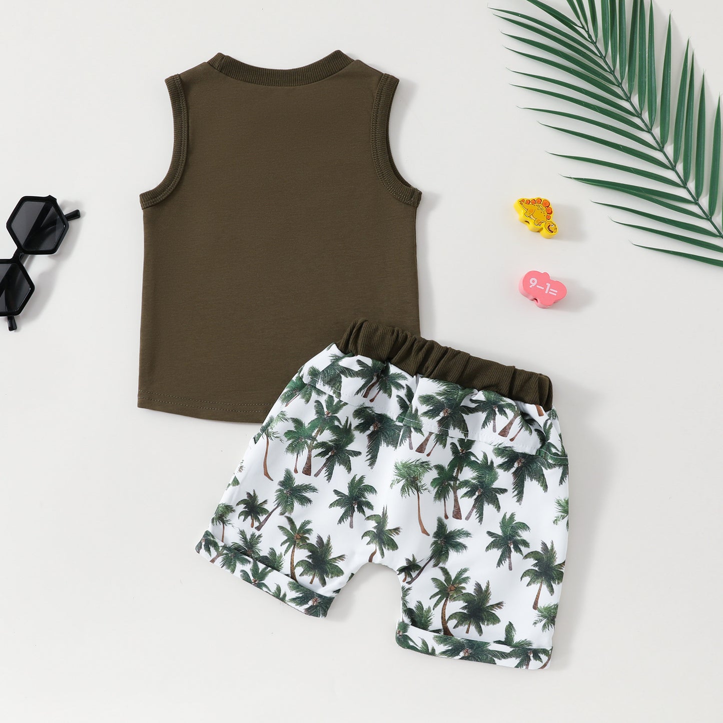 Ensemble 2 pièces sans manches pour bébé : gilet et short