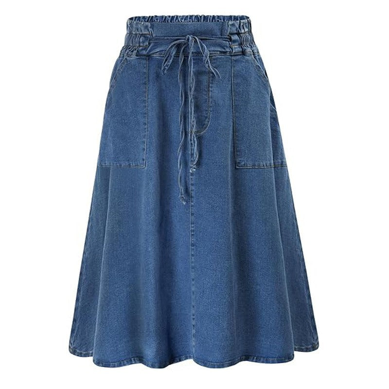 Jupe décontractée en jean à passants et ceinture à la taille