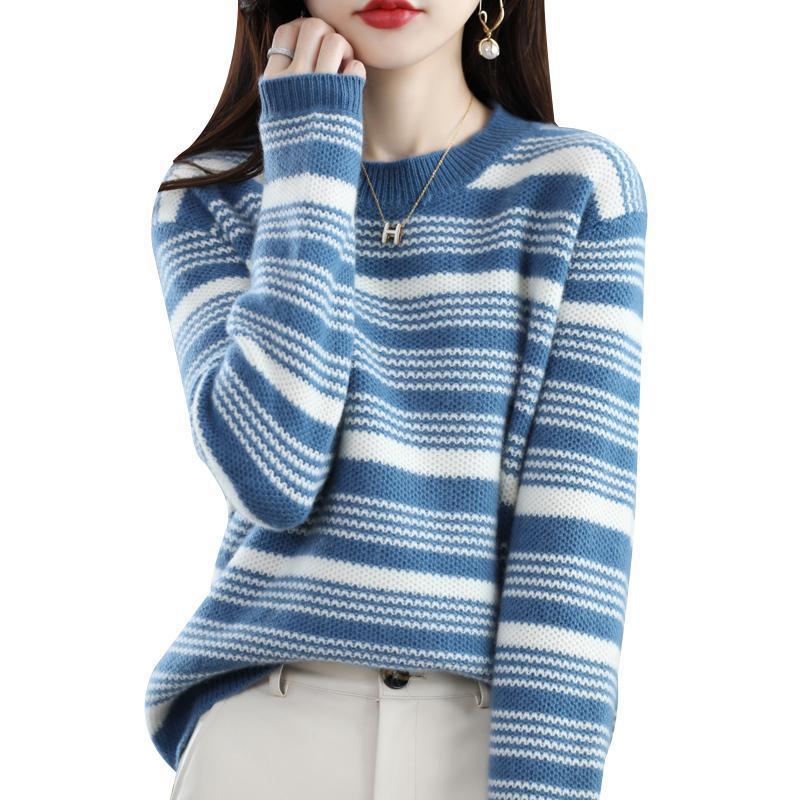 Haut en maille rayé polyvalent à col rond et coupe ample, idéal pour l'automne-hiver et parfait comme sous-vêtement.