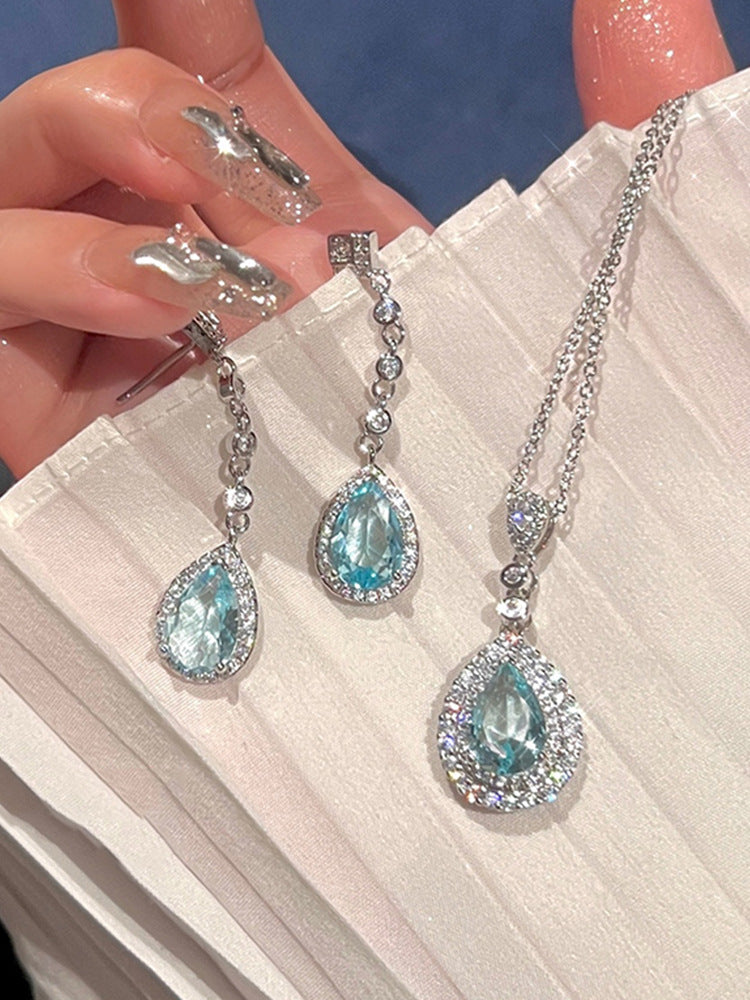 Collier Gemme Larmes de Sirène Boucles d'oreilles Puces de Luxe Léger Haut de Gamme Bijoux au Design Simple, Élégant et Unique