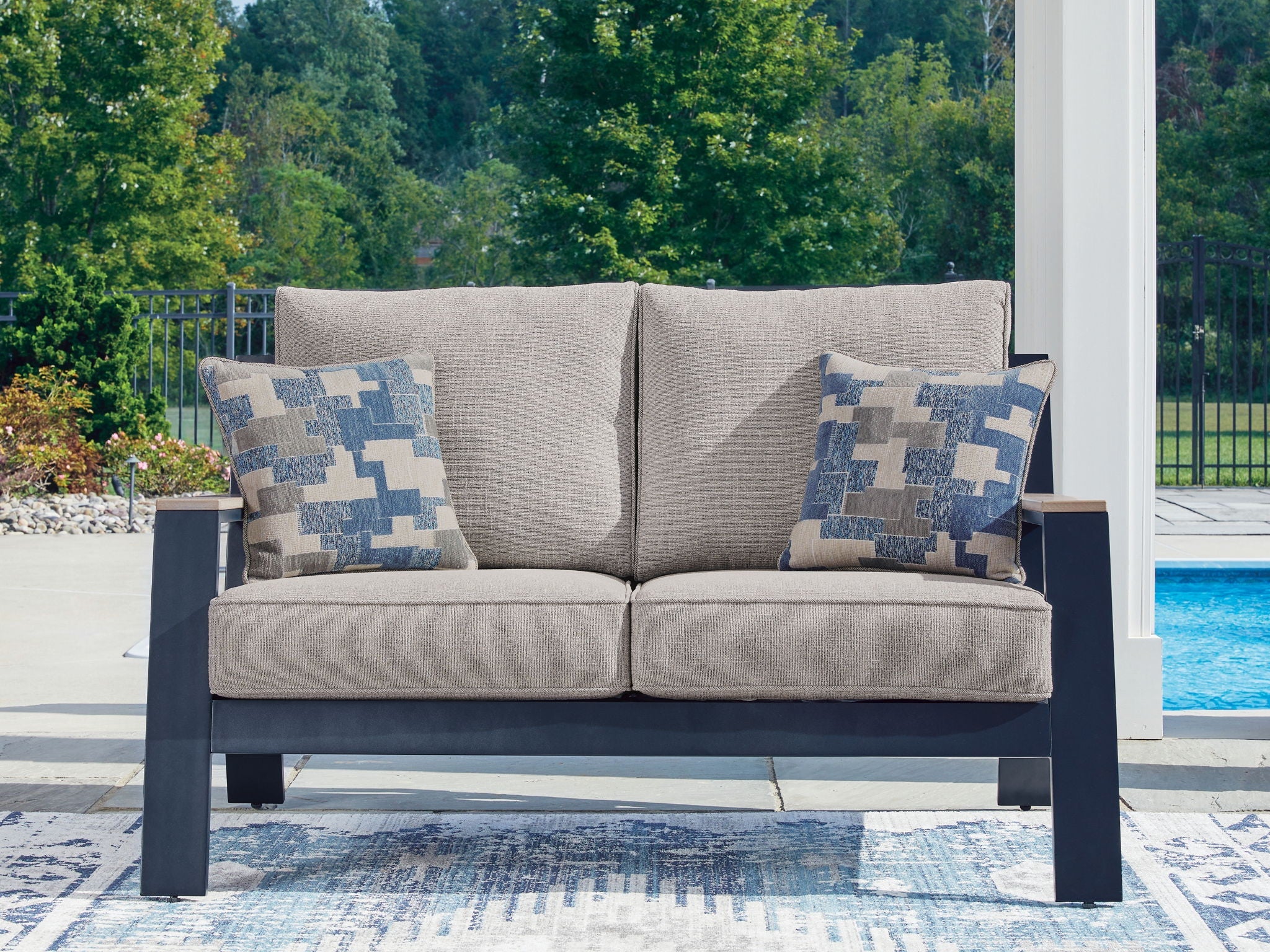 East Beach - Loveseat With Cushion - Blue-2