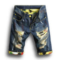 Short en jean troué tendance pour homme, coupe slim, style été. Short en jean slim à trous.